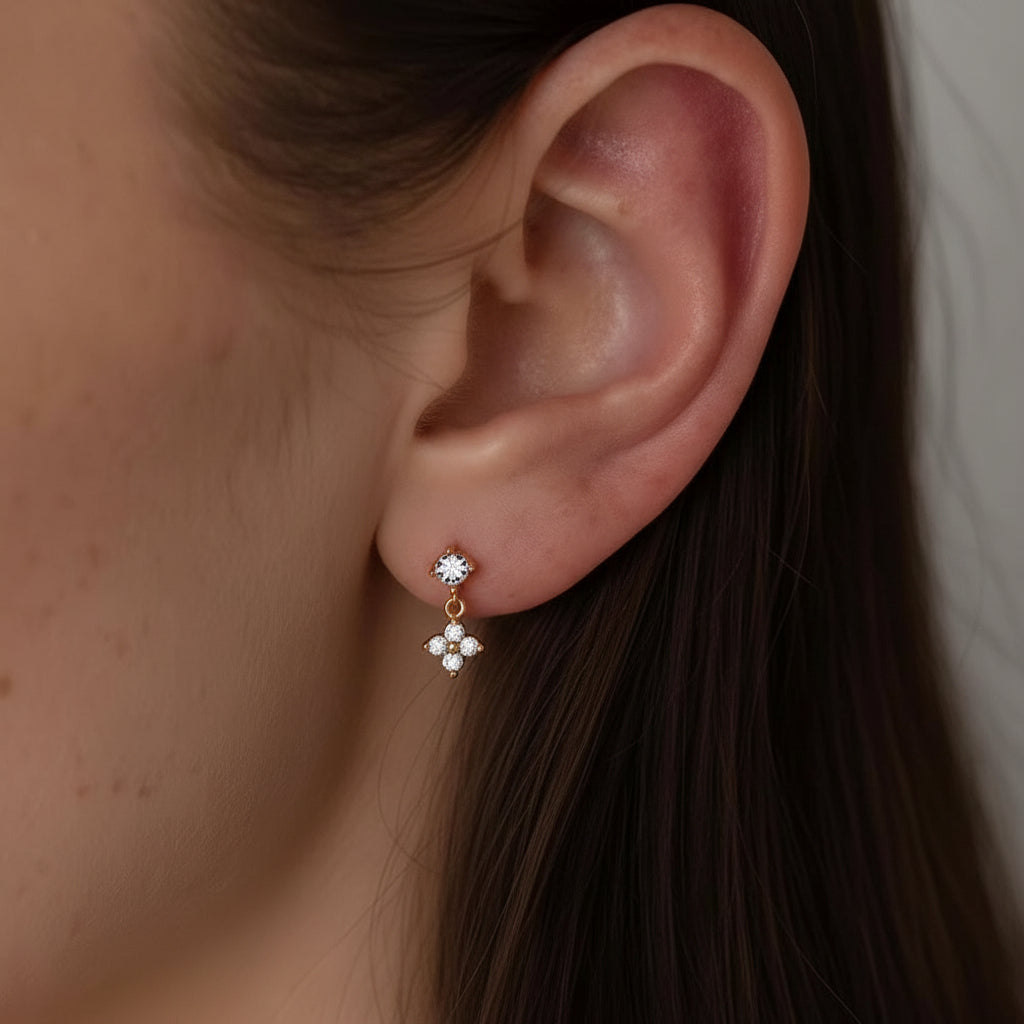 Flower earrings with zircon crystals