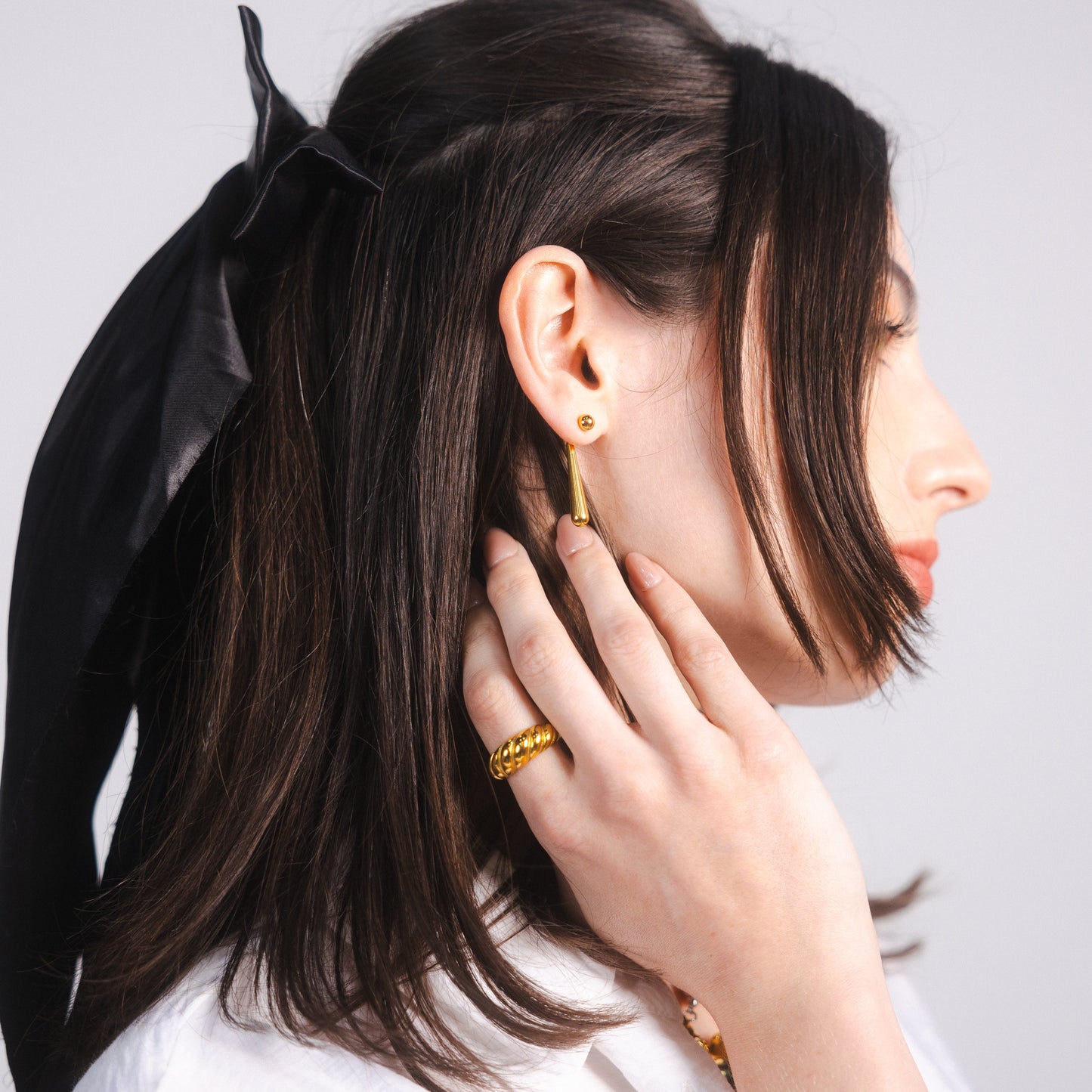 LILY WATERDROP EARRINGS