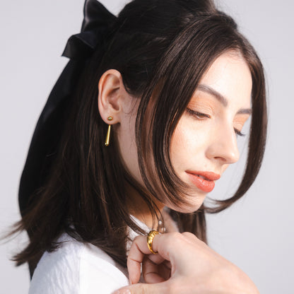 LILY WATERDROP EARRINGS