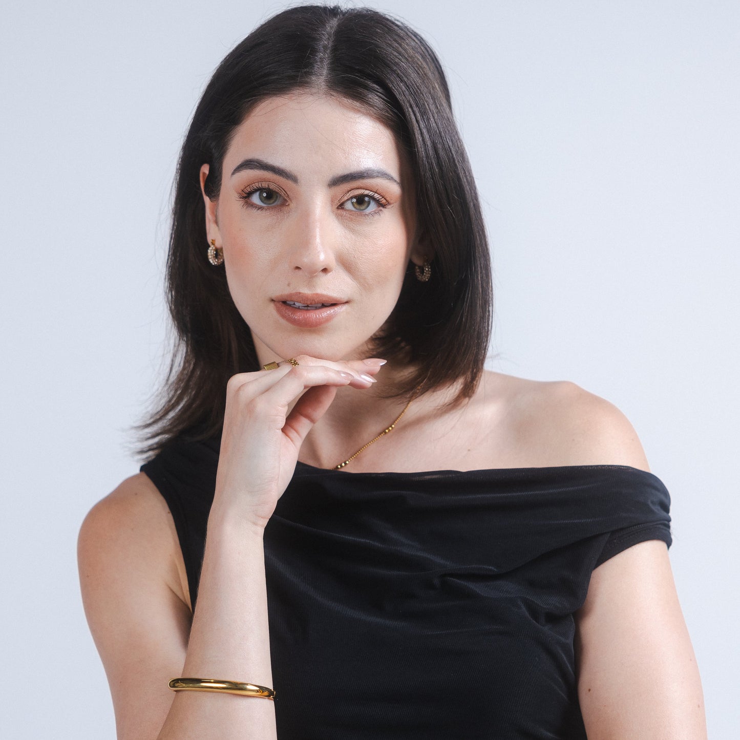 MIRA DAINTY ZIRCON HOOPS