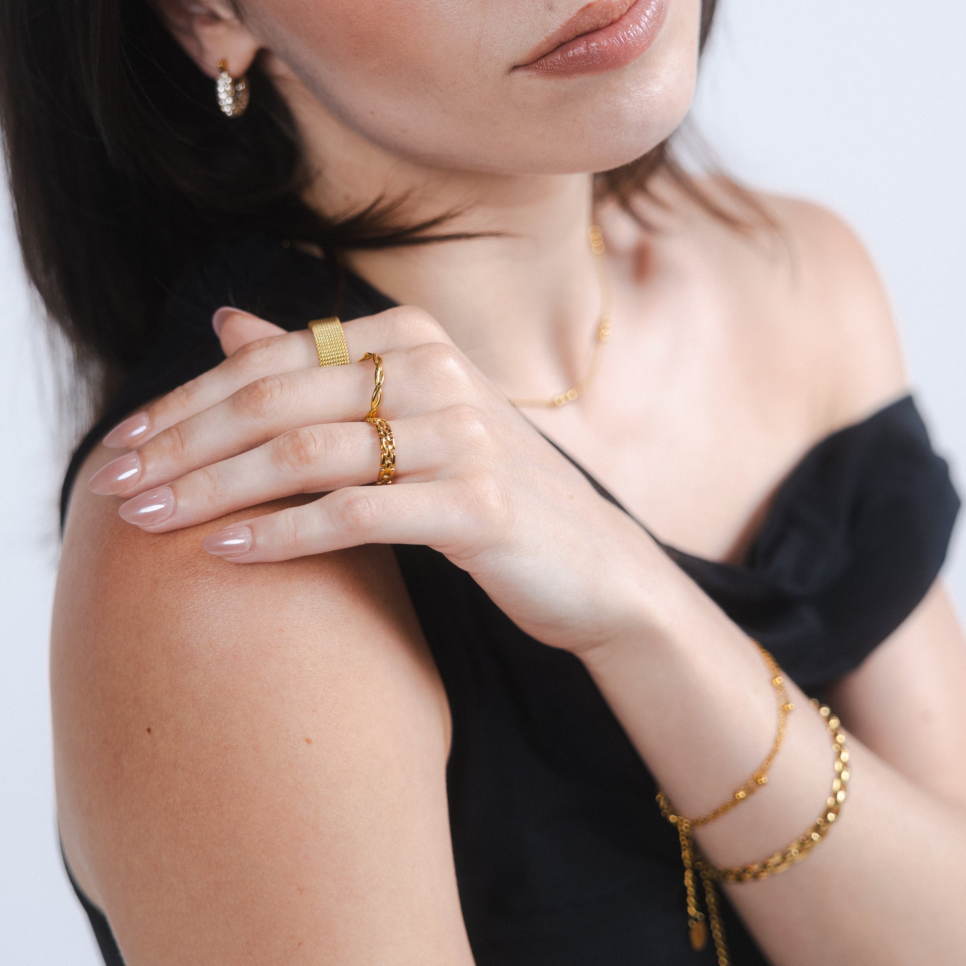 IRIS BEAD BRACELET